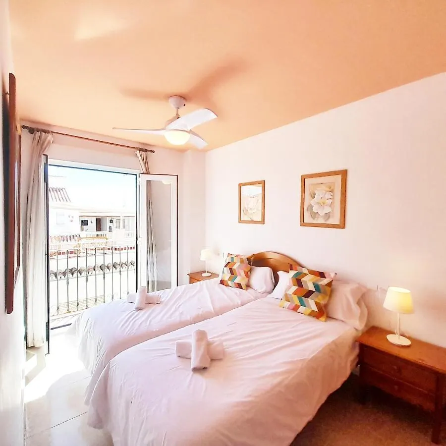 Apartamentos Vicenta Playa Carihuela Torremolinos