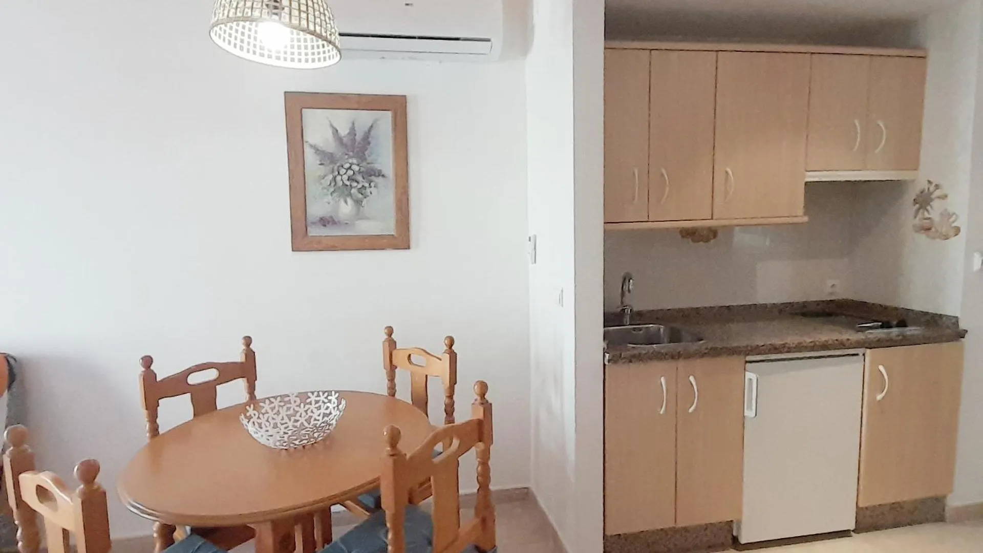 Apartamentos Vicenta Playa Carihuela Torremolinos 0*,  Espagne