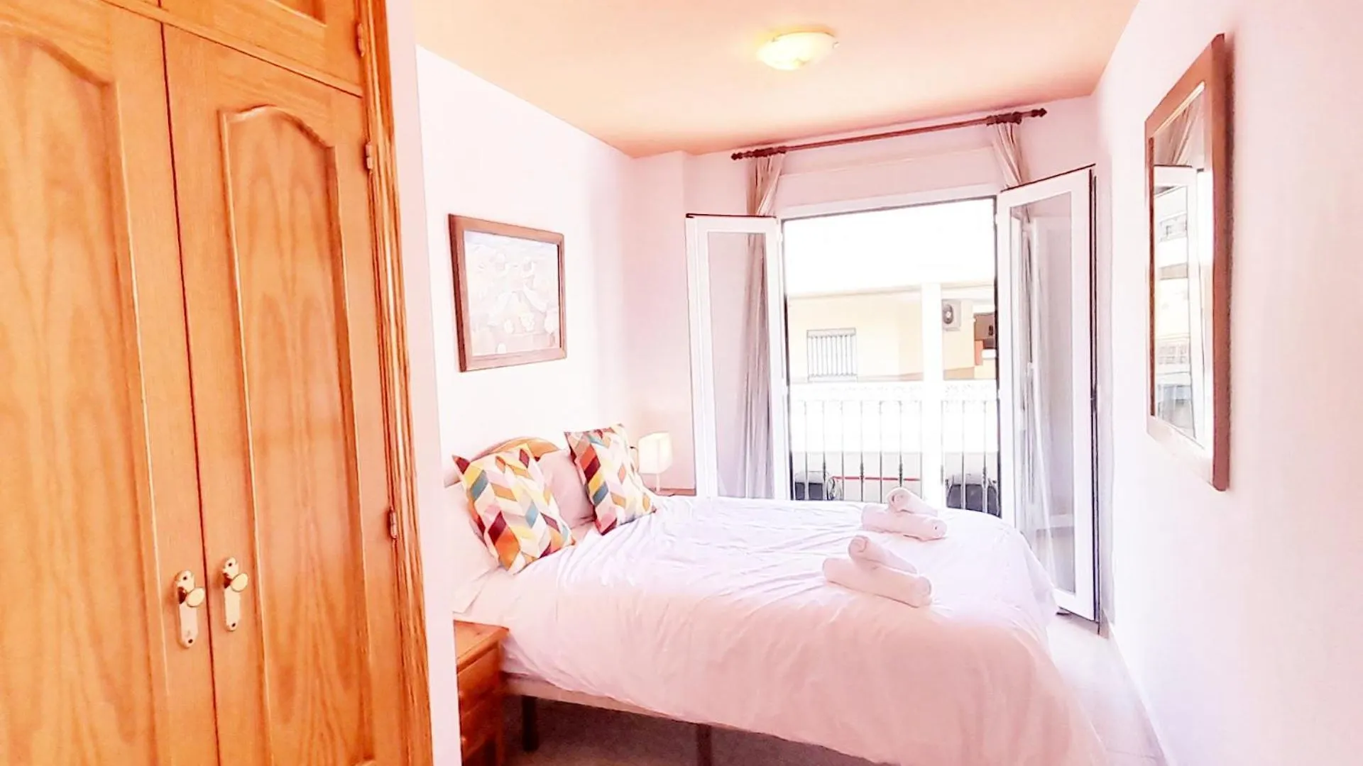 Apartamentos Vicenta Playa Carihuela Torremolinos 0*,  Espagne