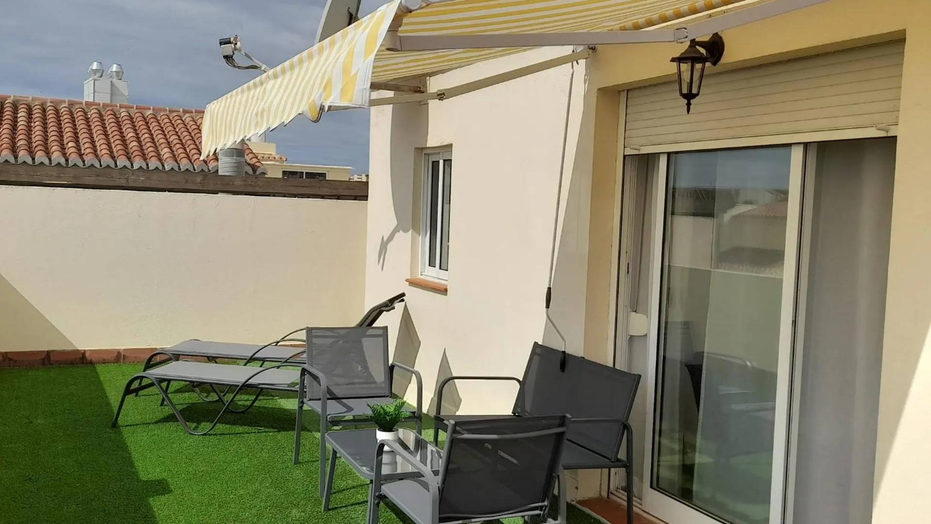 Apartamentos Vicenta Playa Carihuela Torremolinos Appartement